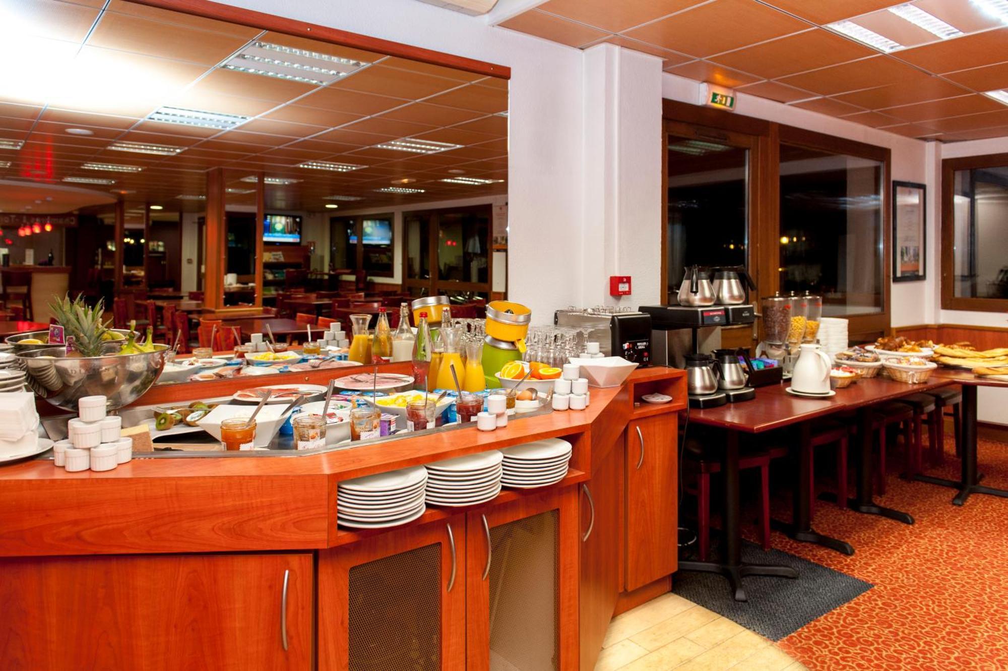 Brit Hotel Agen - L'Aquitaine Le Passage  Екстер'єр фото